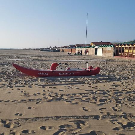 Versilia Apartment Форте дей Марми Екстериор снимка
